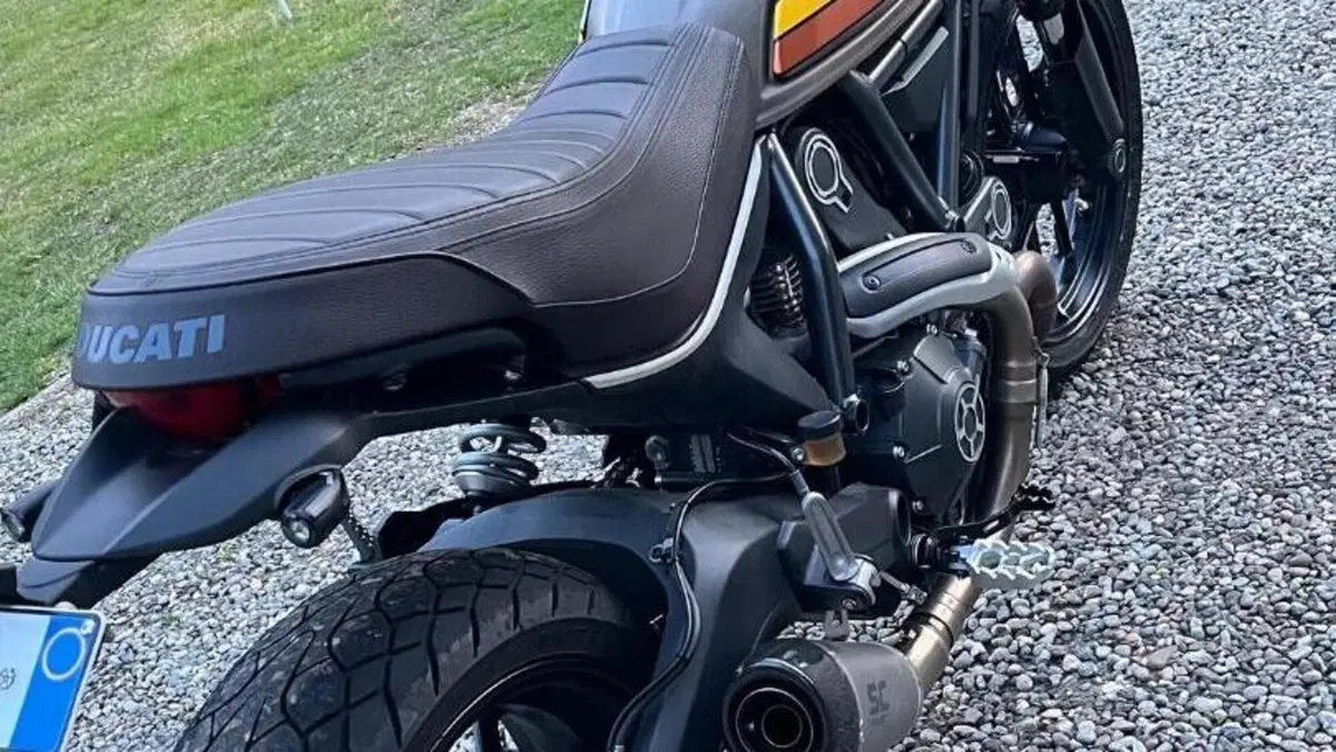Ducati Scrambler 800 Urban Enduro (2015 - 16)  (2)