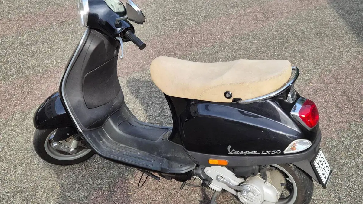 Vespa LX 50 2T (2009 - 14)  (2)