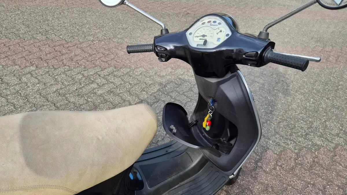 Vespa LX 50 2T (2009 - 14)  (6)