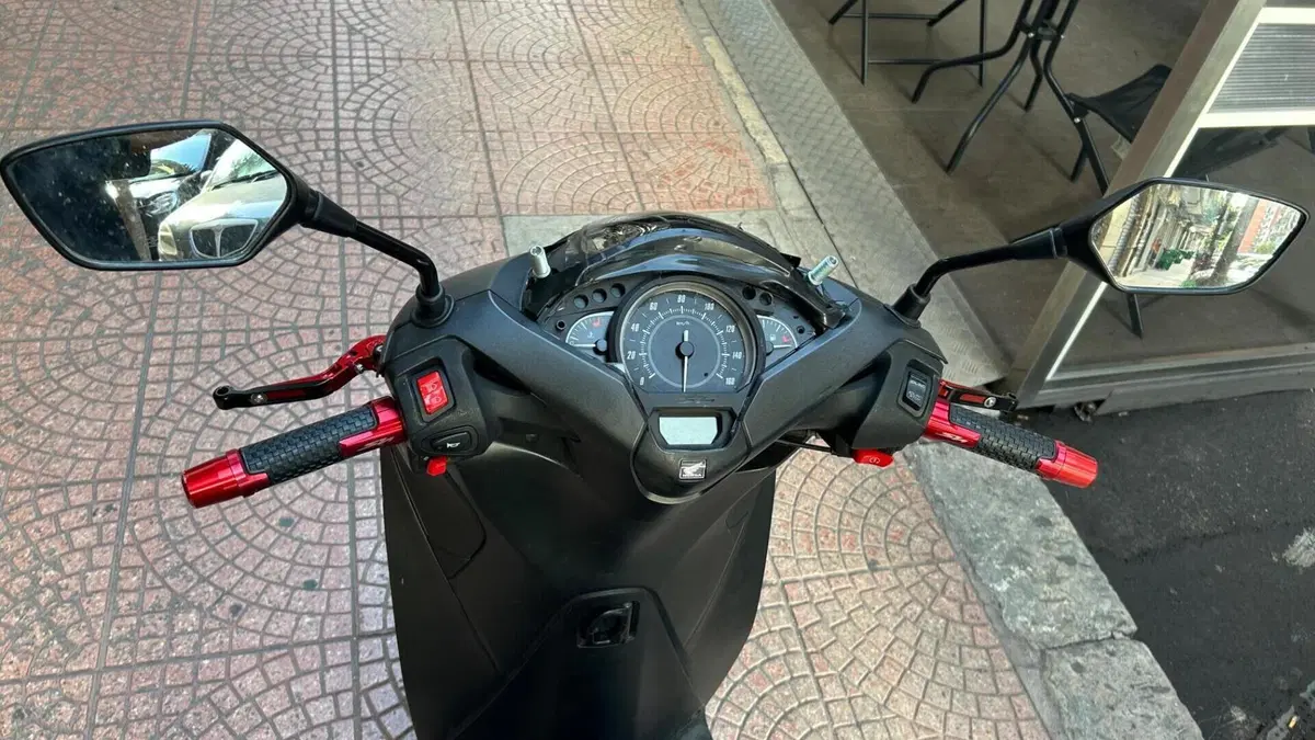 Honda SH 125i (2017 - 19)  (2)