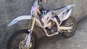 Yamaha YZ 250 F (2009)  (5)