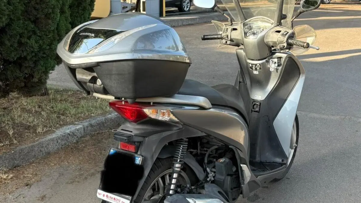 Honda SH 150i ABS (2013 - 16)  (4)