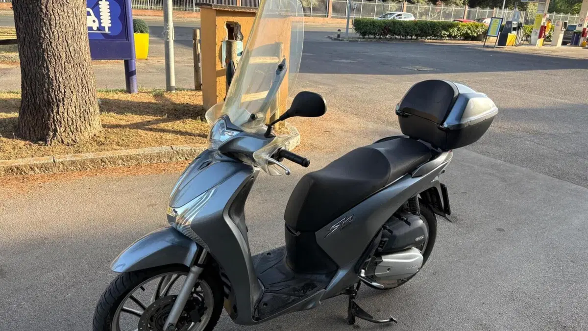 Honda SH 150i ABS (2013 - 16)  (5)