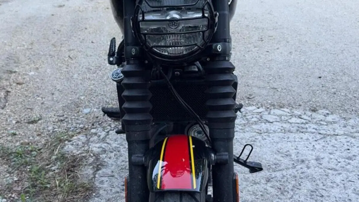 Royal Enfield Guerrilla 450 (2024 - 26)  (5)