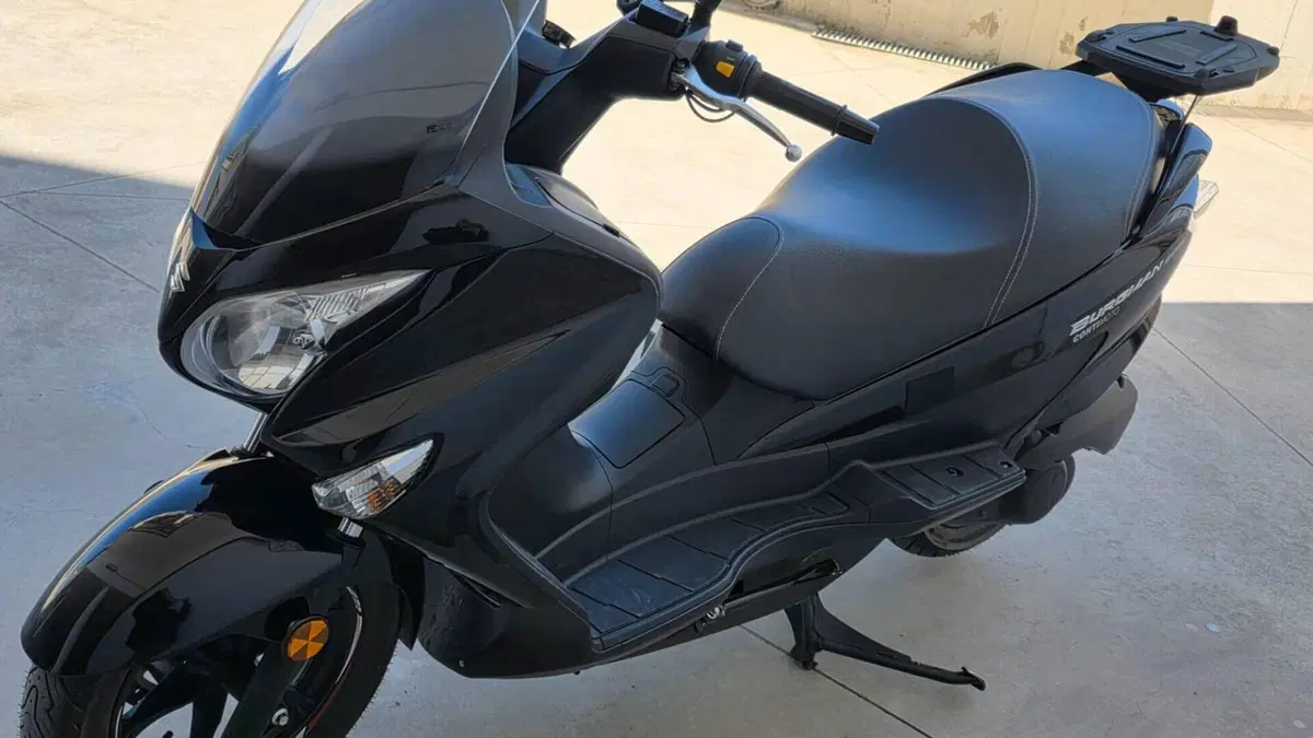 Suzuki Burgman UH 200 (2017 - 20)  (4)