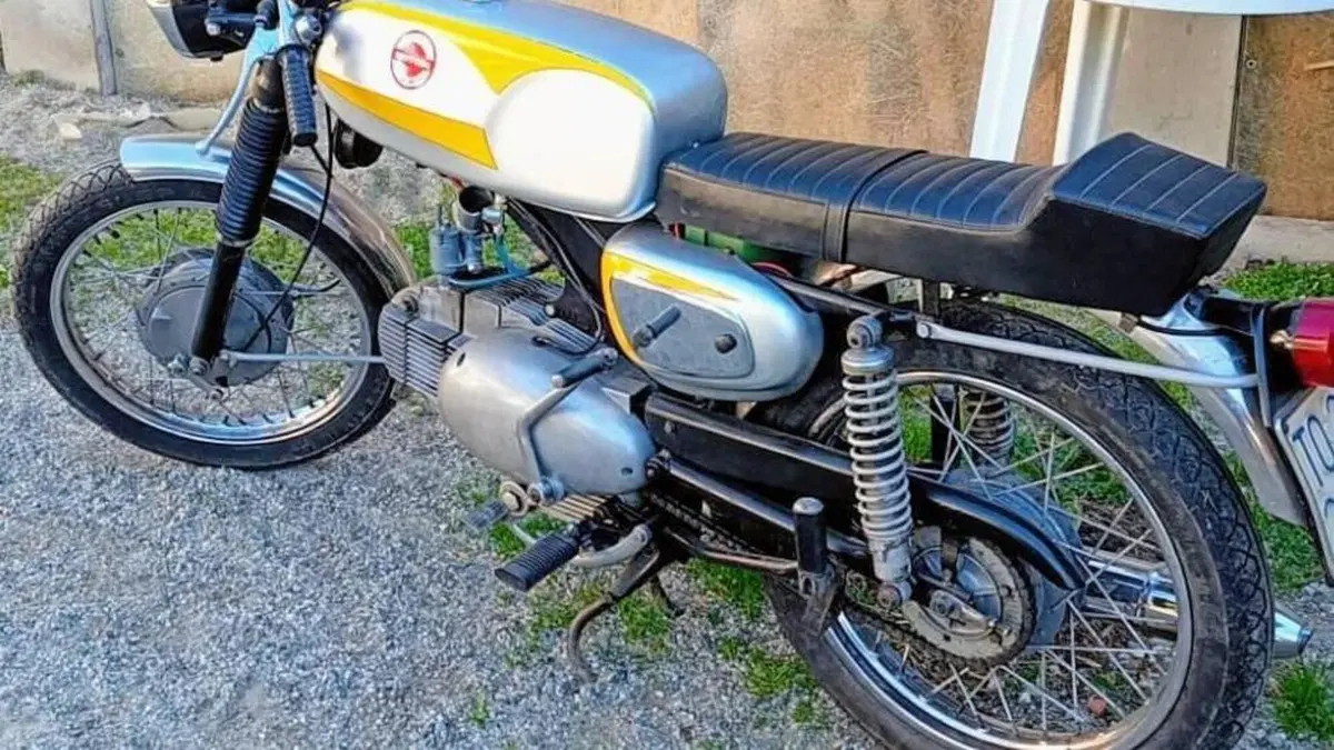 Motobi  