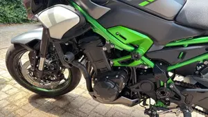 Kawasaki Z 900 (2025 - 26)  (3)