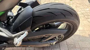 Kawasaki Z 900 (2025 - 26)  (5)