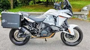 KTM 1290 Super Adventure (2015 - 16)  (2)