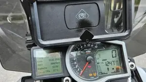 KTM 1290 Super Adventure (2015 - 16)  (5)