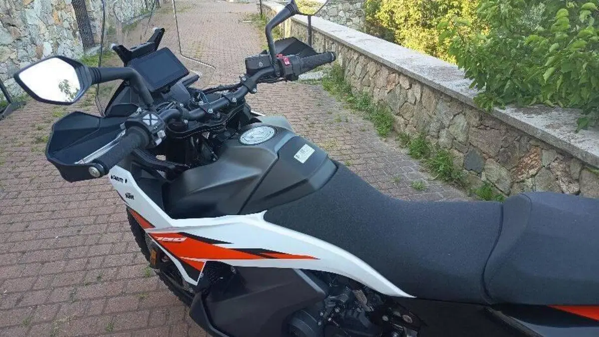 KTM 790 Adventure (2025 - 26)  (2)