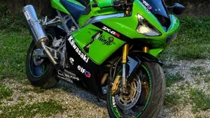 Kawasaki Ninja 636 ZX-6R (2003 - 04)  (8)