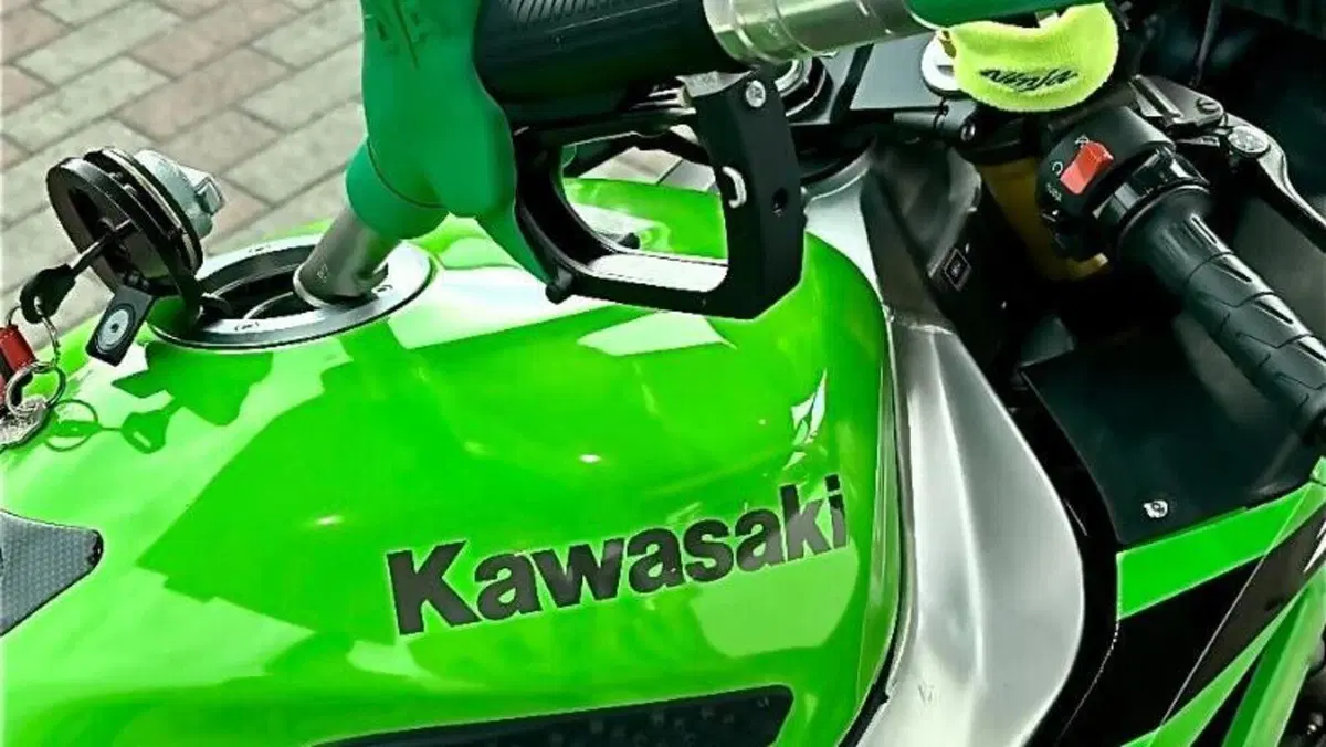 Kawasaki Ninja 636 ZX-6R (2003 - 04)  (10)
