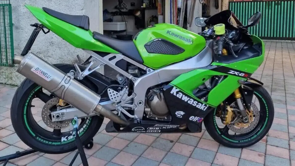 Kawasaki Ninja 636 ZX-6R (2003 - 04)  (14)