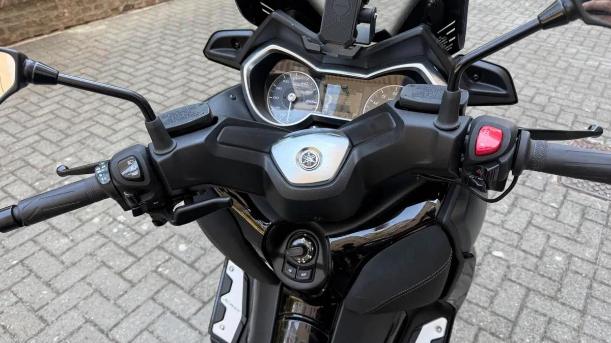Yamaha X-Max 400 Iron Max (2019 - 20)  (5)
