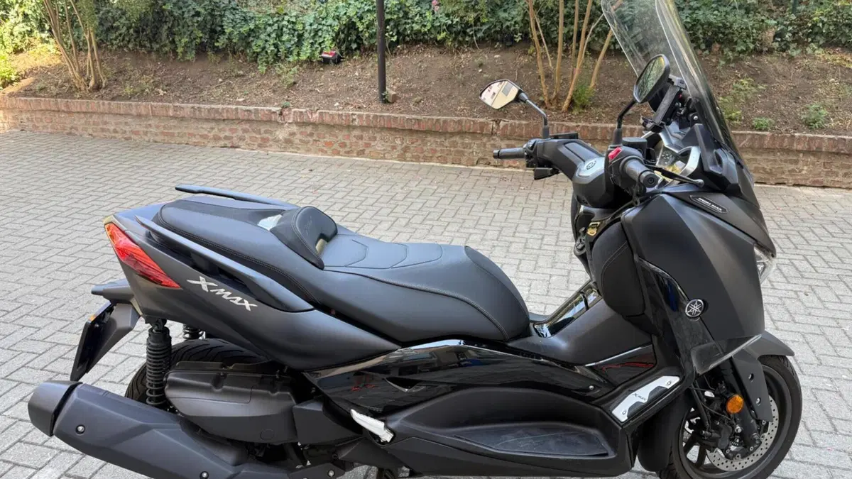 Yamaha X-Max 400 Iron Max (2019 - 20)  (9)