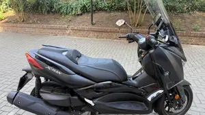 Yamaha X-Max 400 Iron Max (2019 - 20)  (9)