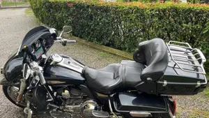 Harley-Davidson 1800 Electra Glide Ultra Classic (2012 - 13) - FLHTCUSE  (7)