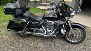 Harley-Davidson 1800 Electra Glide Ultra Classic (2012 - 13) - FLHTCUSE  (11)