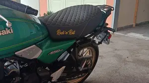 Kawasaki Z 650 RS (2022 - 24)  (4)