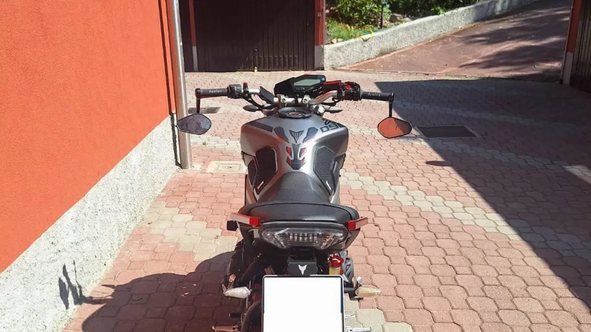 Yamaha MT-09 ABS (2013 - 15)  (5)