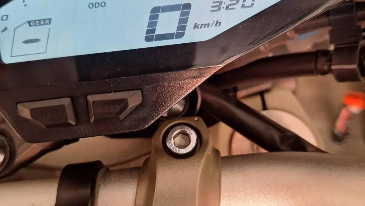 Yamaha MT-09 ABS (2013 - 15)  (6)