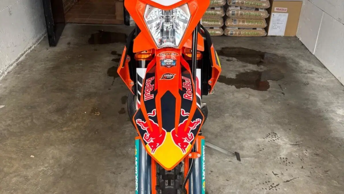 KTM 300 EXC Champion Edition (2025)  (6)