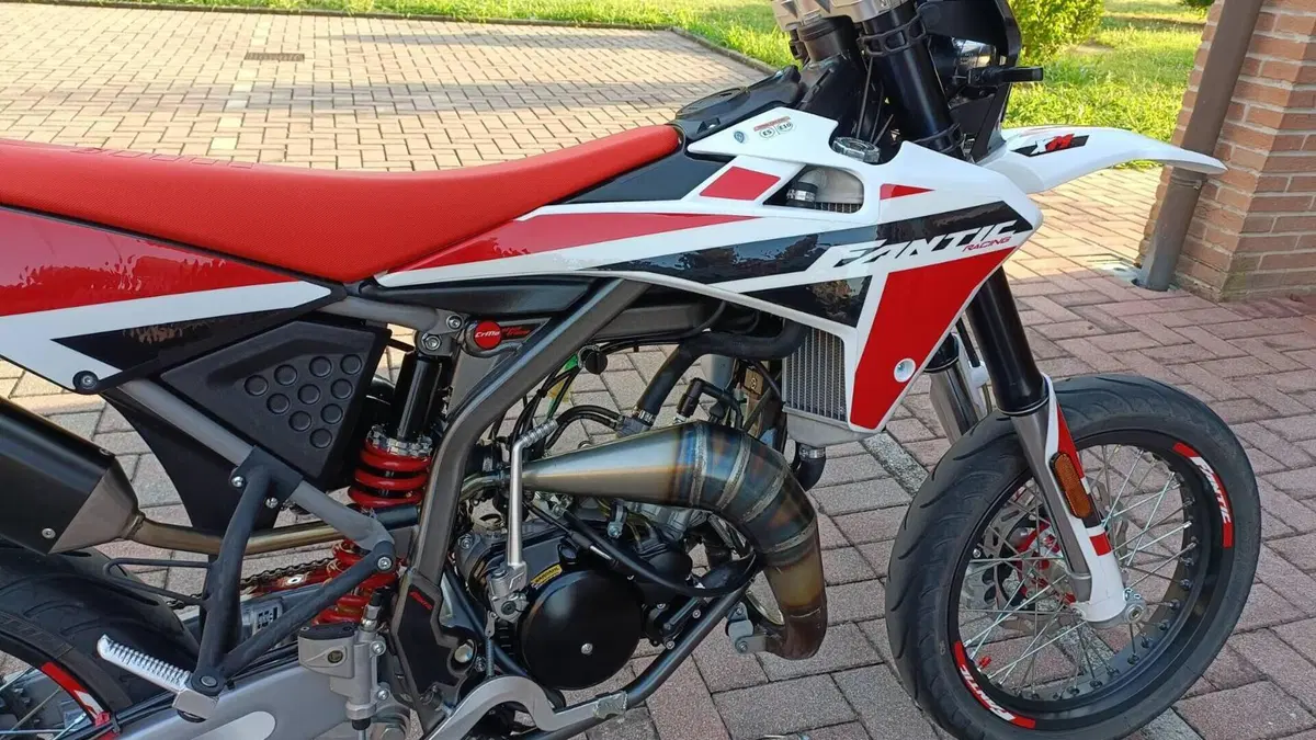 Fantic Motor XM 50 Motard Performance 2T (2021 - 22)  (5)