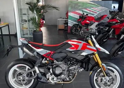 Ducati Hypermotard V2 SP (2026) - Annuncio 10070041