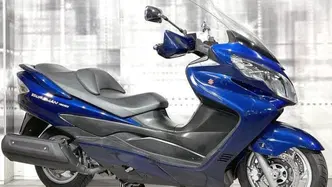 Suzuki Burgman AN 400 (2008 - 13) usata