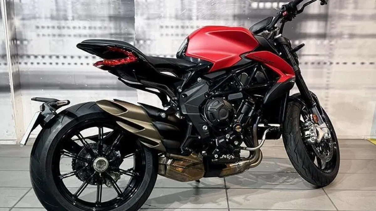 MV Agusta Dragster 800 Rosso (2021 - 23)  (8)