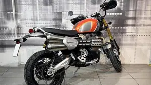 Triumph Scrambler 1200 XE (2021 - 23)  (8)