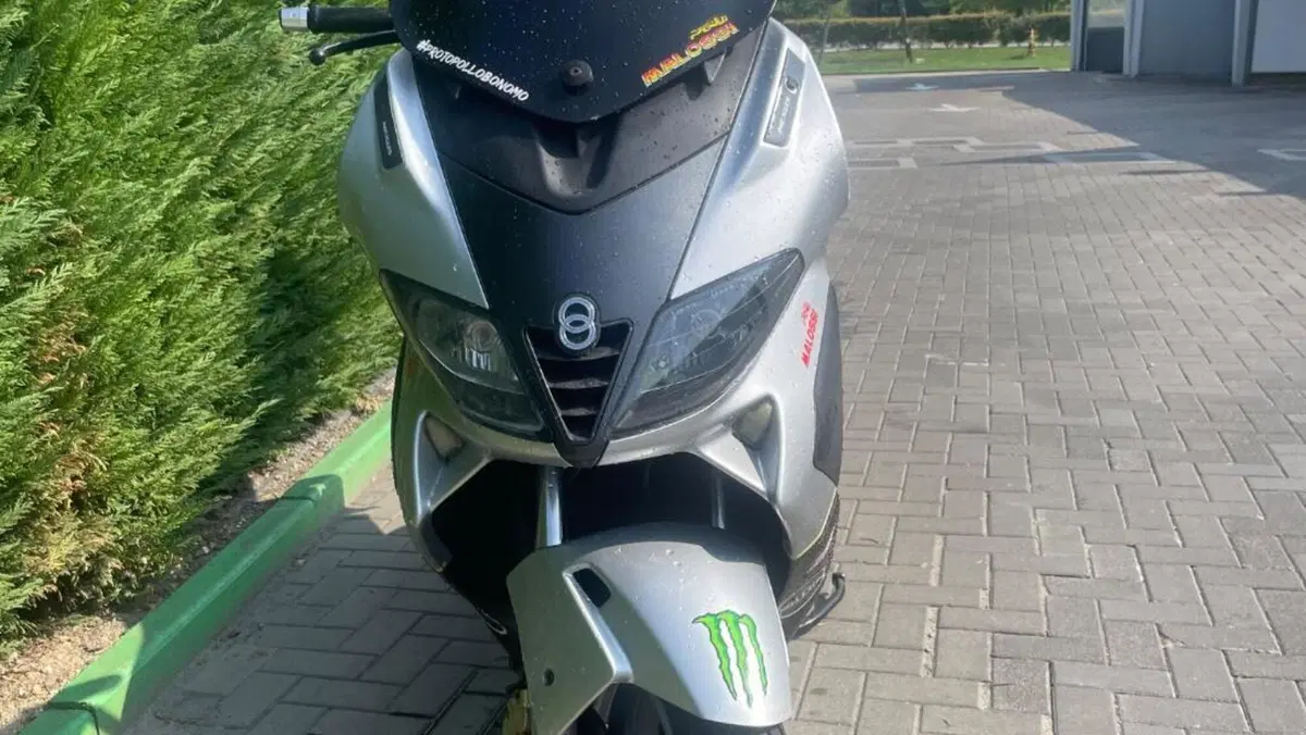 Gilera Nexus 500  (2)