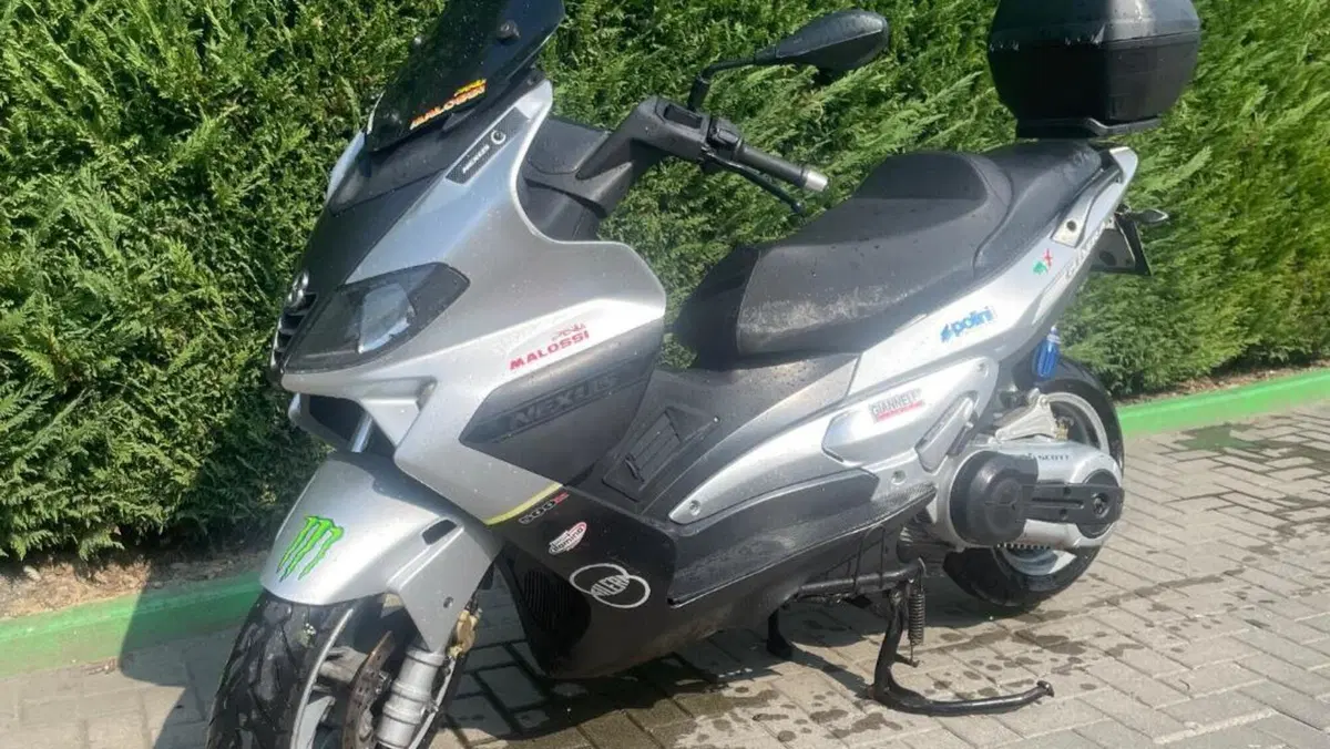 Gilera Nexus 500  (3)