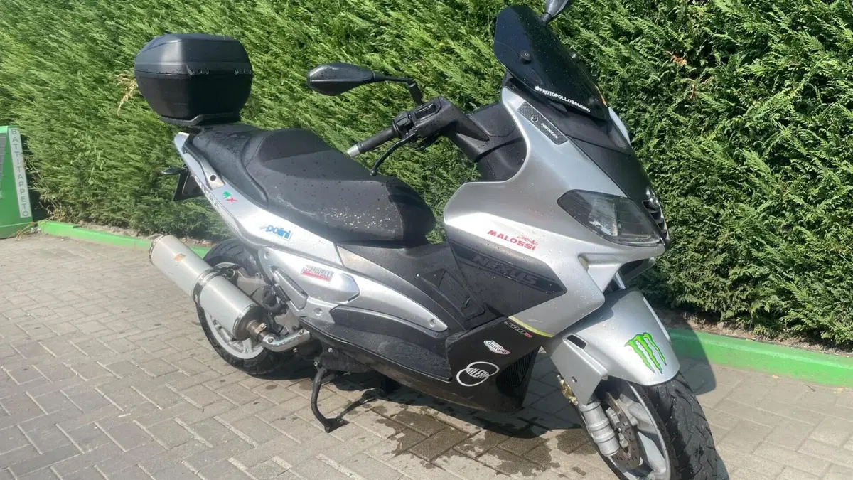 Gilera Nexus 500  (5)