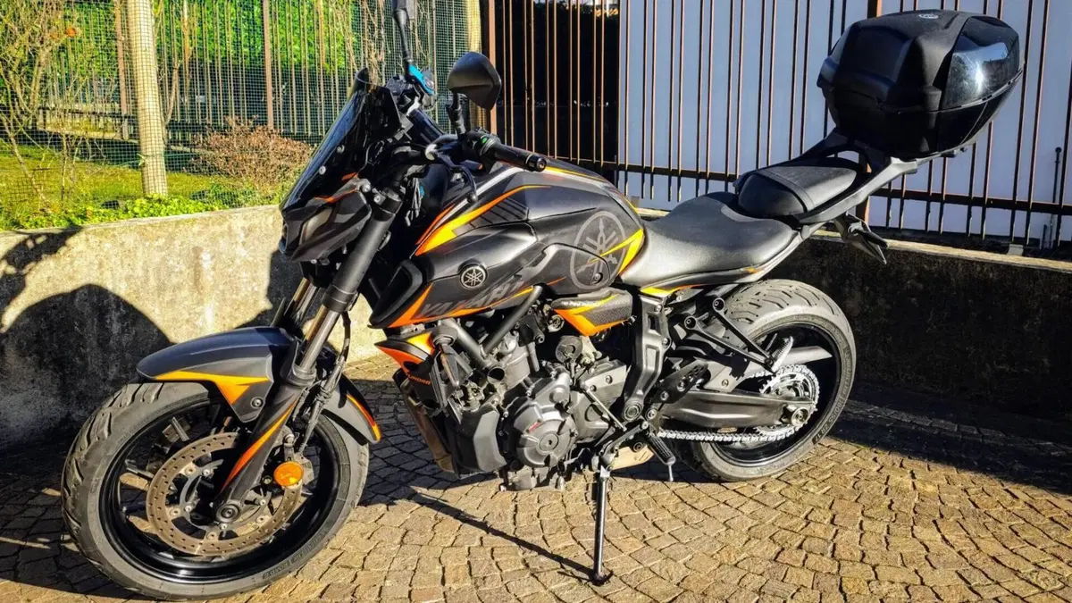 Yamaha MT-07 Pure (2023 - 25) 