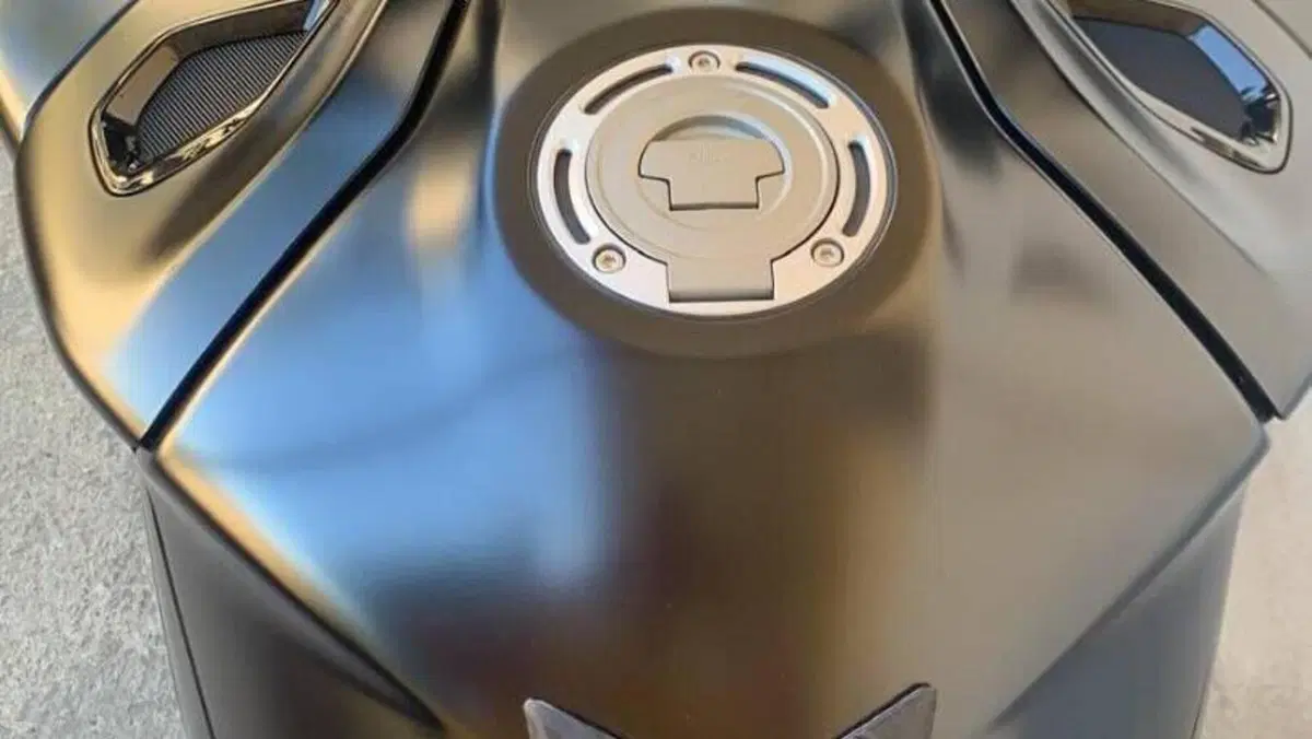 Yamaha MT-10 (2022 - 26)  (2)