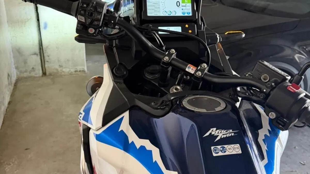 Honda Africa Twin CRF 1100L ES (2024 - 26)  (3)