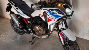 Honda Africa Twin CRF 1100L ES (2024 - 26)  (10)