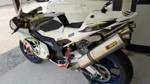 Aprilia RSV 1000 R Factory (2004 - 05)  (13)