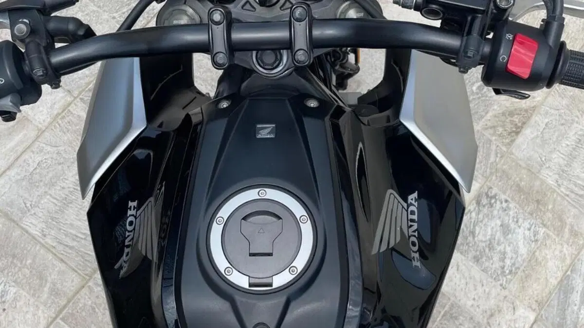 Honda CB 125 R (2018 - 20)  (2)