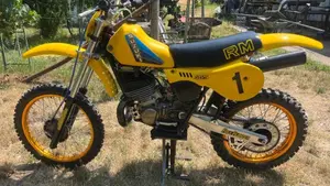 Suzuki   (3)