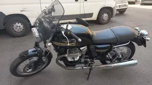 Moto Guzzi V7 Classic (2008 - 12) 