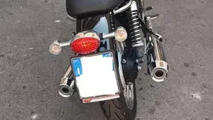 Moto Guzzi V7 Classic (2008 - 12)  (3)
