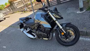 Honda CB 750 Hornet (2023 - 24)  (5)