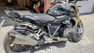 Bmw R 1250 R (2021 - 25)  (2)