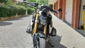 Bmw R 1250 R (2021 - 25)  (3)