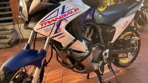 Honda Transalp XL 700 V (2007 - 2013)  (2)