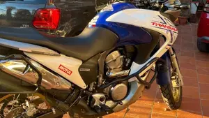 Honda Transalp XL 700 V (2007 - 2013)  (3)
