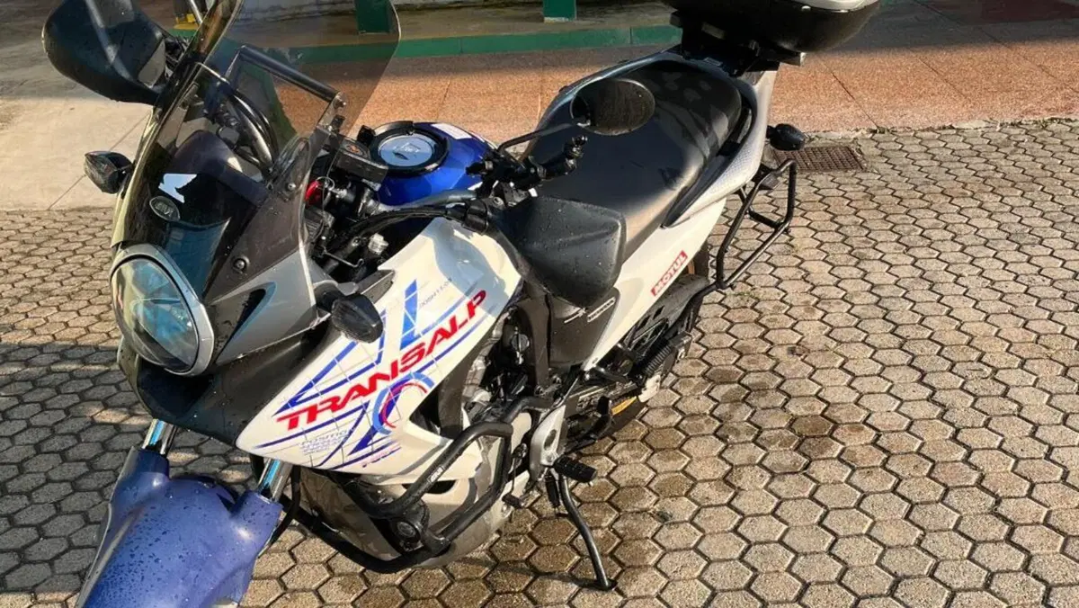 Honda Transalp XL 700 V (2007 - 2013)  (10)